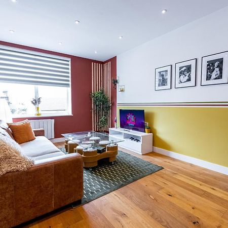Burnham Beeches One-Bedroom Apartment By Belvilla 斯劳 外观 照片