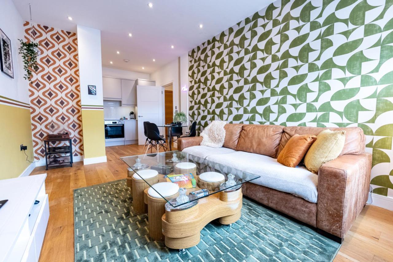Burnham Beeches One-Bedroom Apartment By Belvilla 斯劳 外观 照片