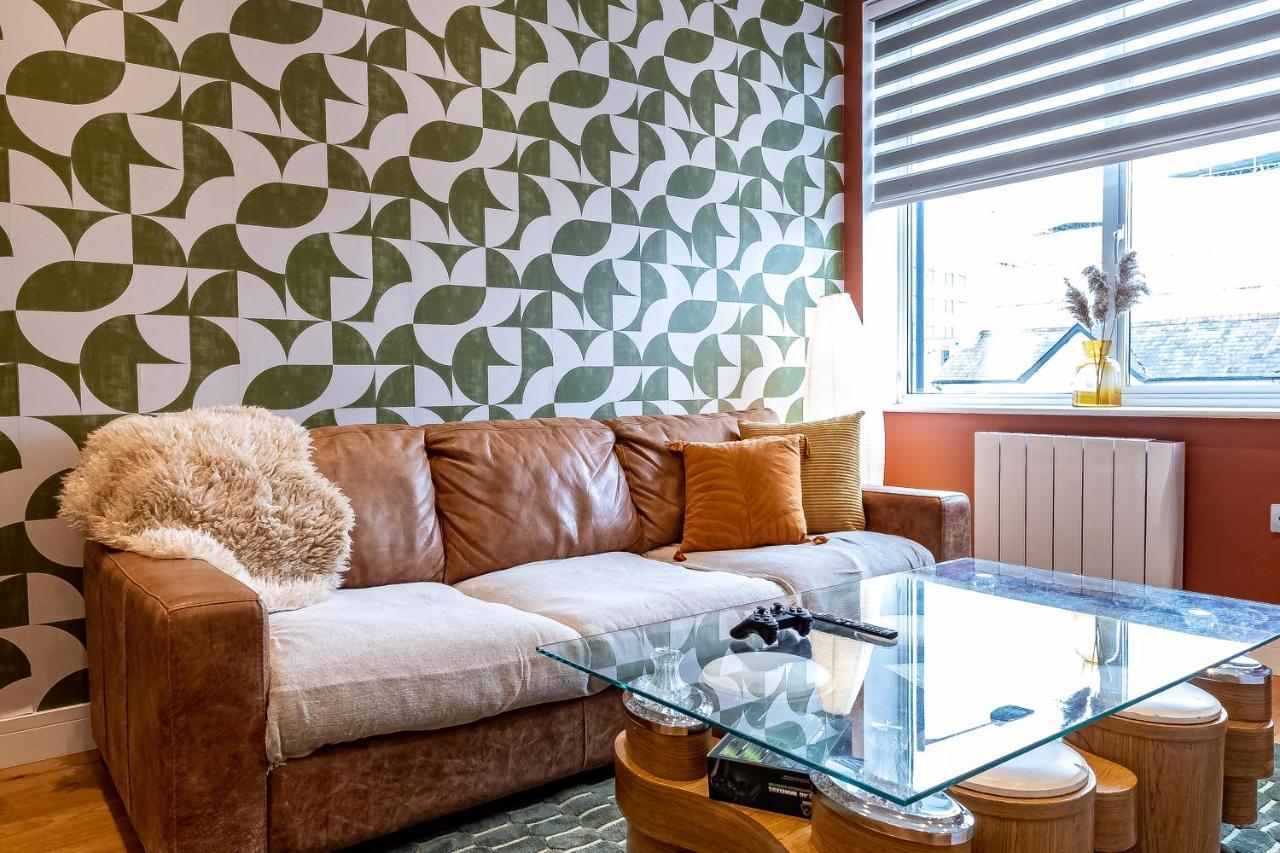 Burnham Beeches One-Bedroom Apartment By Belvilla 斯劳 外观 照片